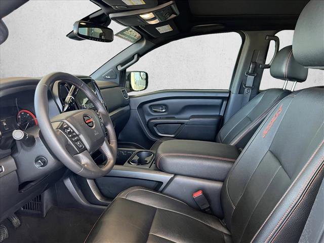 Used 2020 Nissan Titan PRO-4X w/ Pro-4x Convenience Package image 9