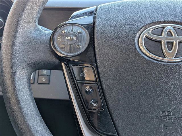 Used 2018 Toyota Prius C Two image 13