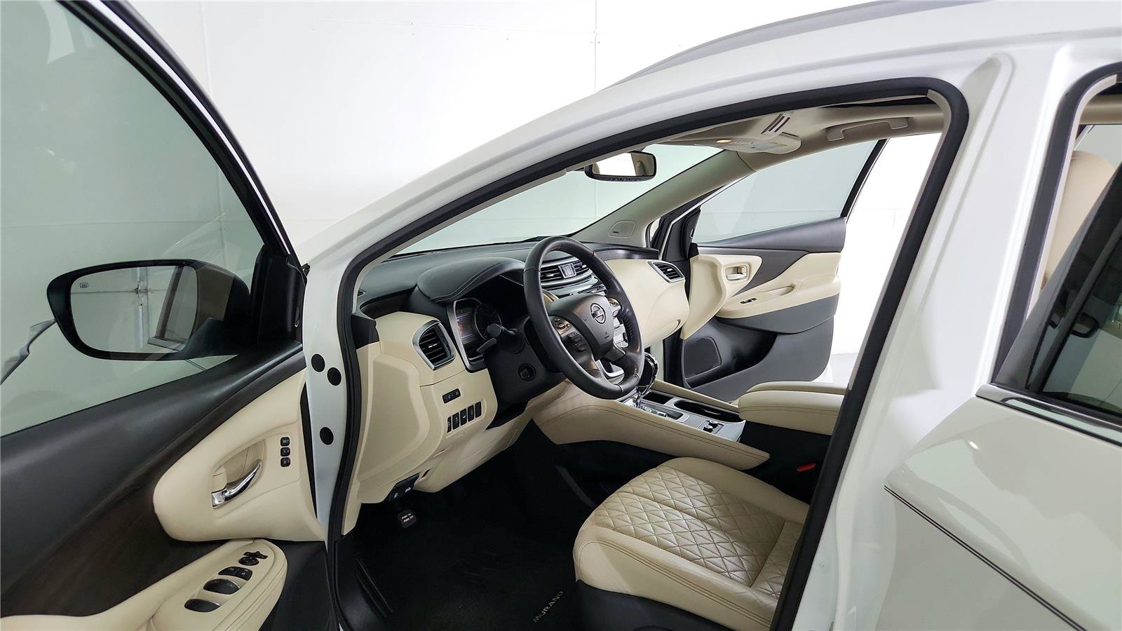 Used 2023 Nissan Murano Platinum w/ Cargo Package FWD image 16
