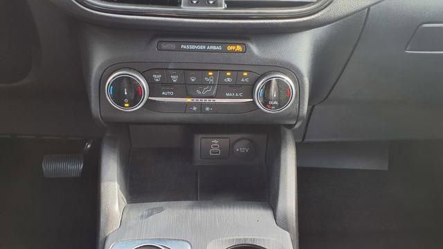 Used 2025 Ford Escape ST-Line image 30