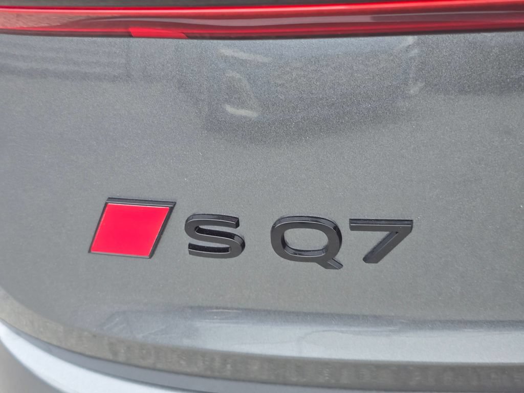 New 2026 Audi SQ7 Premium Plus AWD/4WD image 29