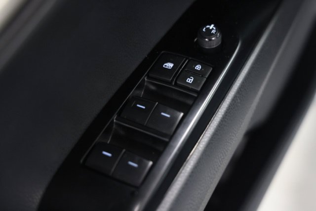 Used 2025 Toyota Camry LE FWD image 20