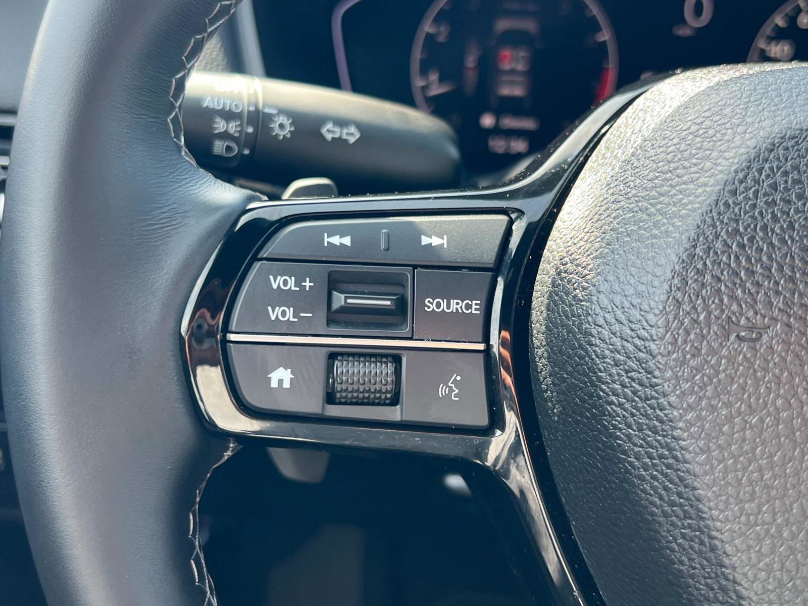 Used 2025 Honda Civic Sport image 7