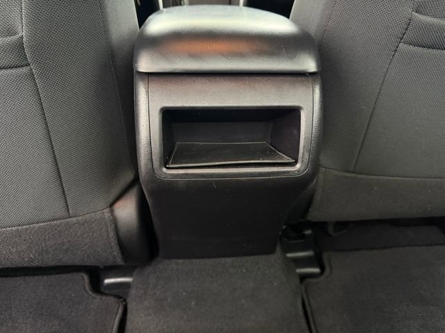 Used 2017 Toyota Camry LE FWD image 31