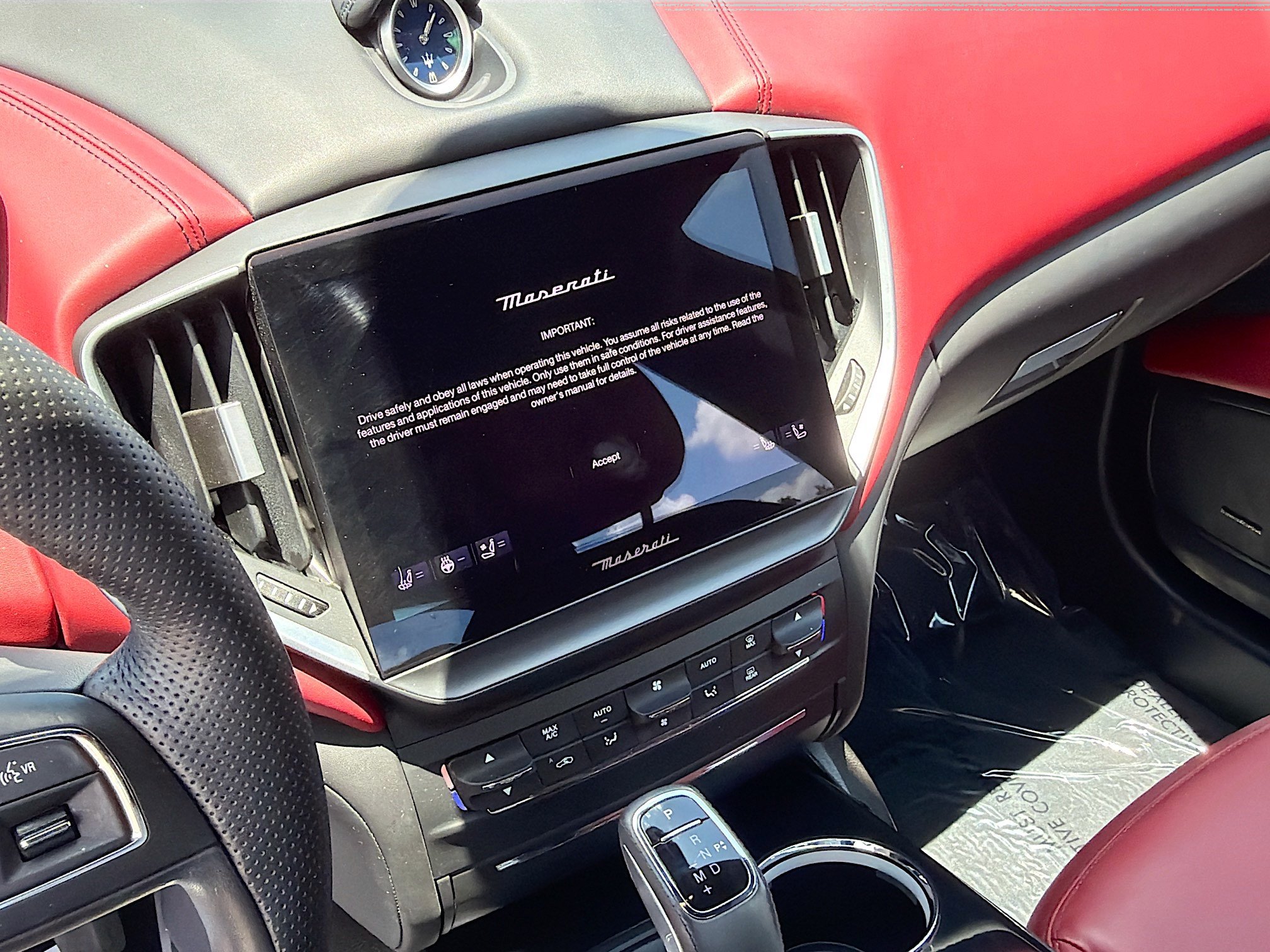 Used 2023 Maserati Ghibli Modena RWD image 27