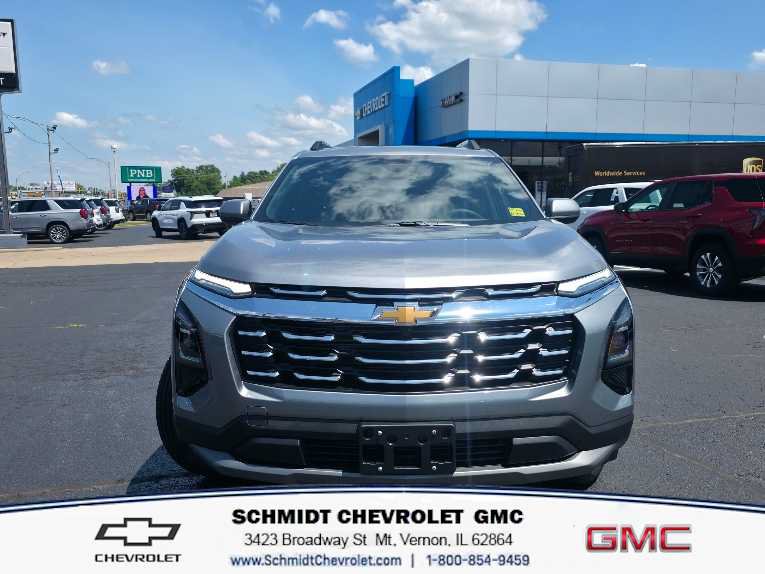 New 2027 Chevrolet Equinox LT w/ Convenience Package II AWD/4WD image 2