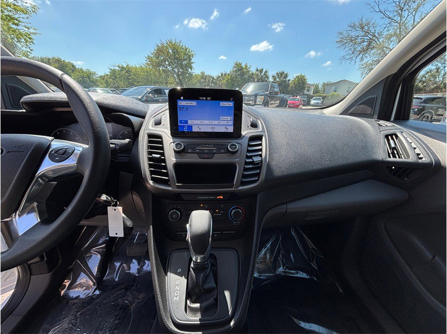 Used 2019 Ford Transit Connect XLT image 11