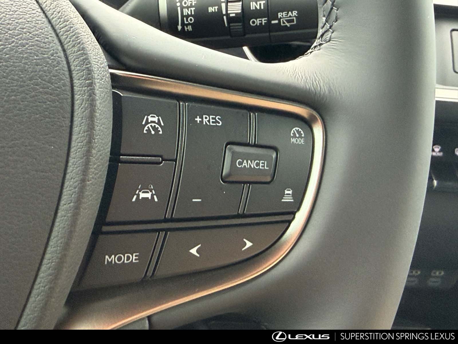 New 2026 Lexus UX 300h FWD image 18