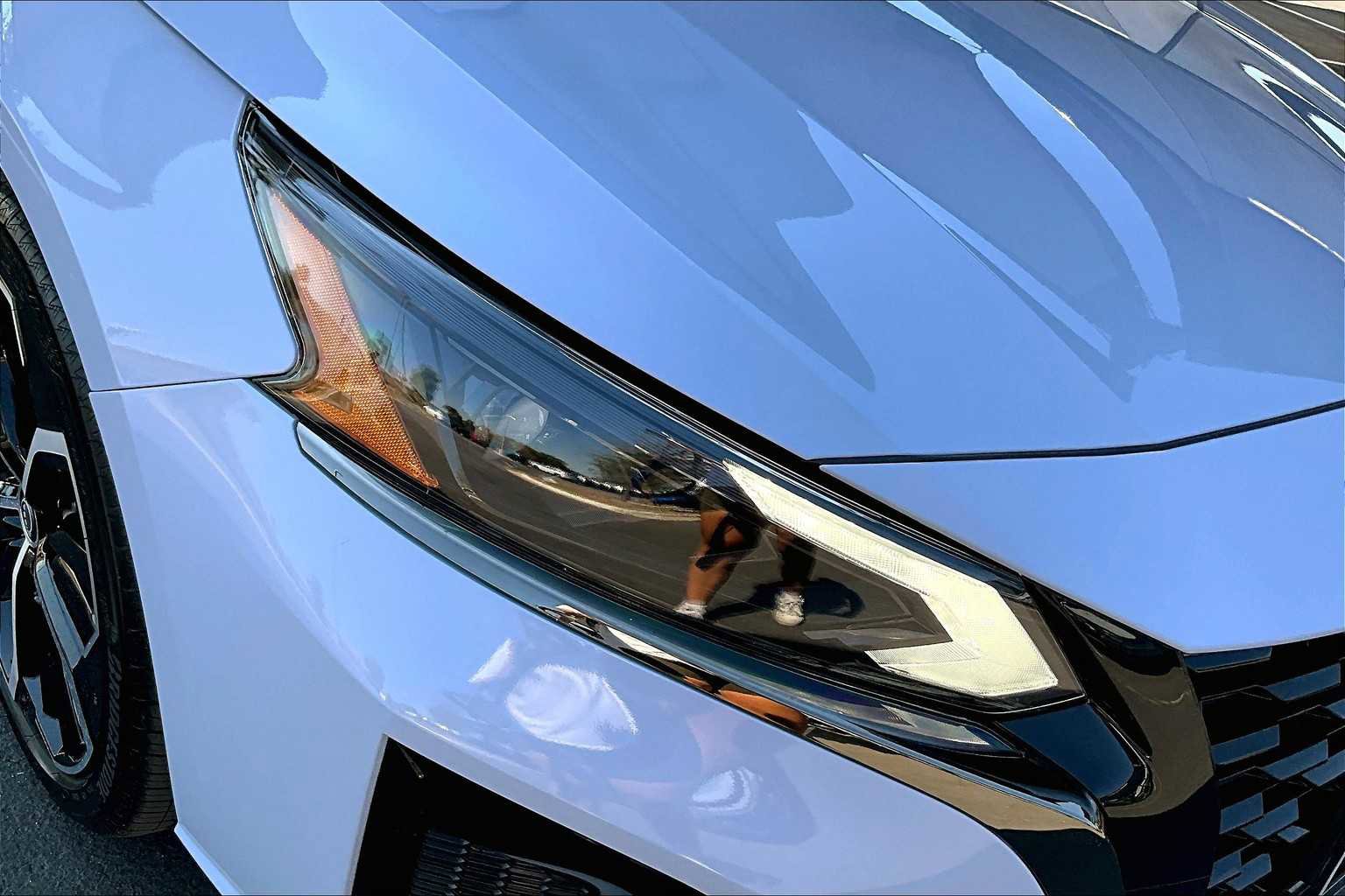 New 2025 Nissan Altima 2.5 SR image 13