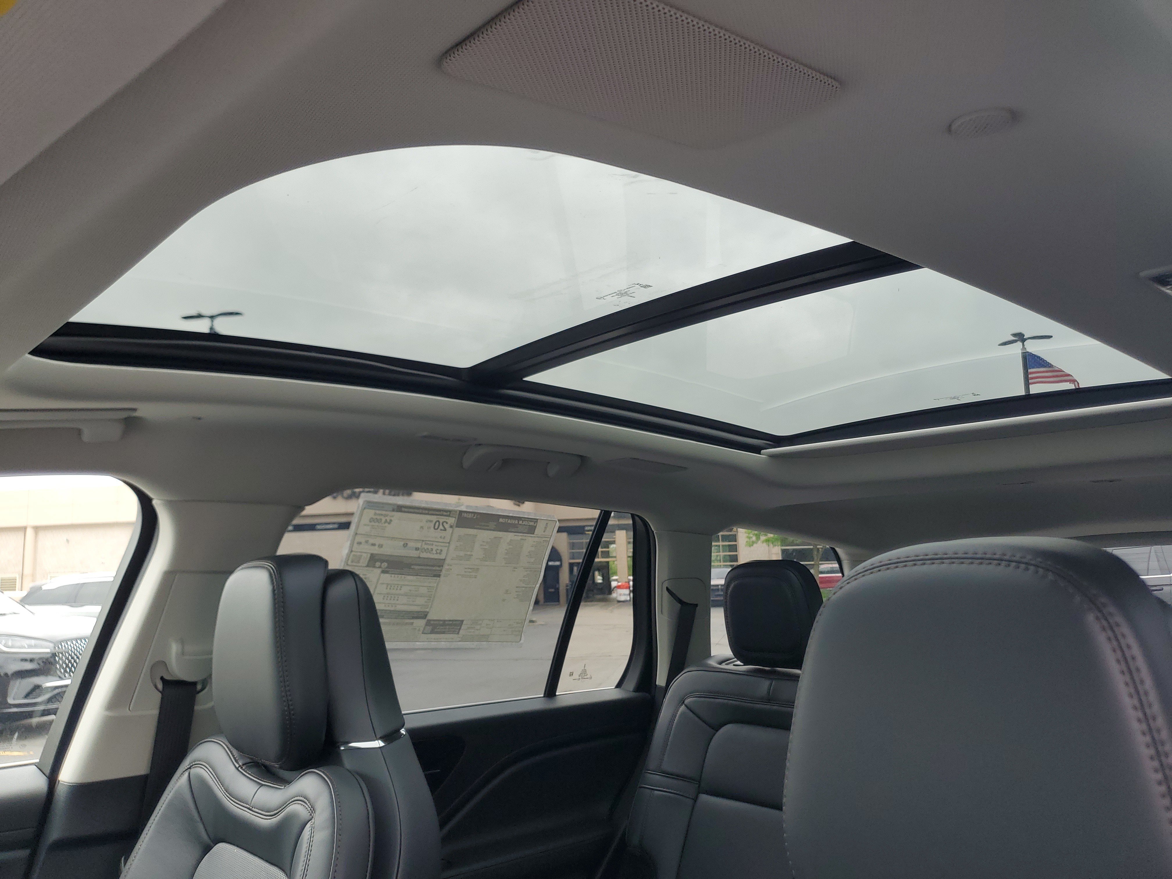 New 2026 Lincoln Aviator Reserve AWD/4WD image 10