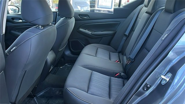 Used 2025 Nissan Altima 2.5 SV image 19