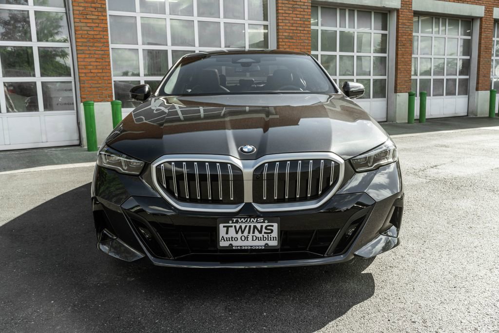 Used 2026 BMW 530i xDrive AWD/4WD image 35