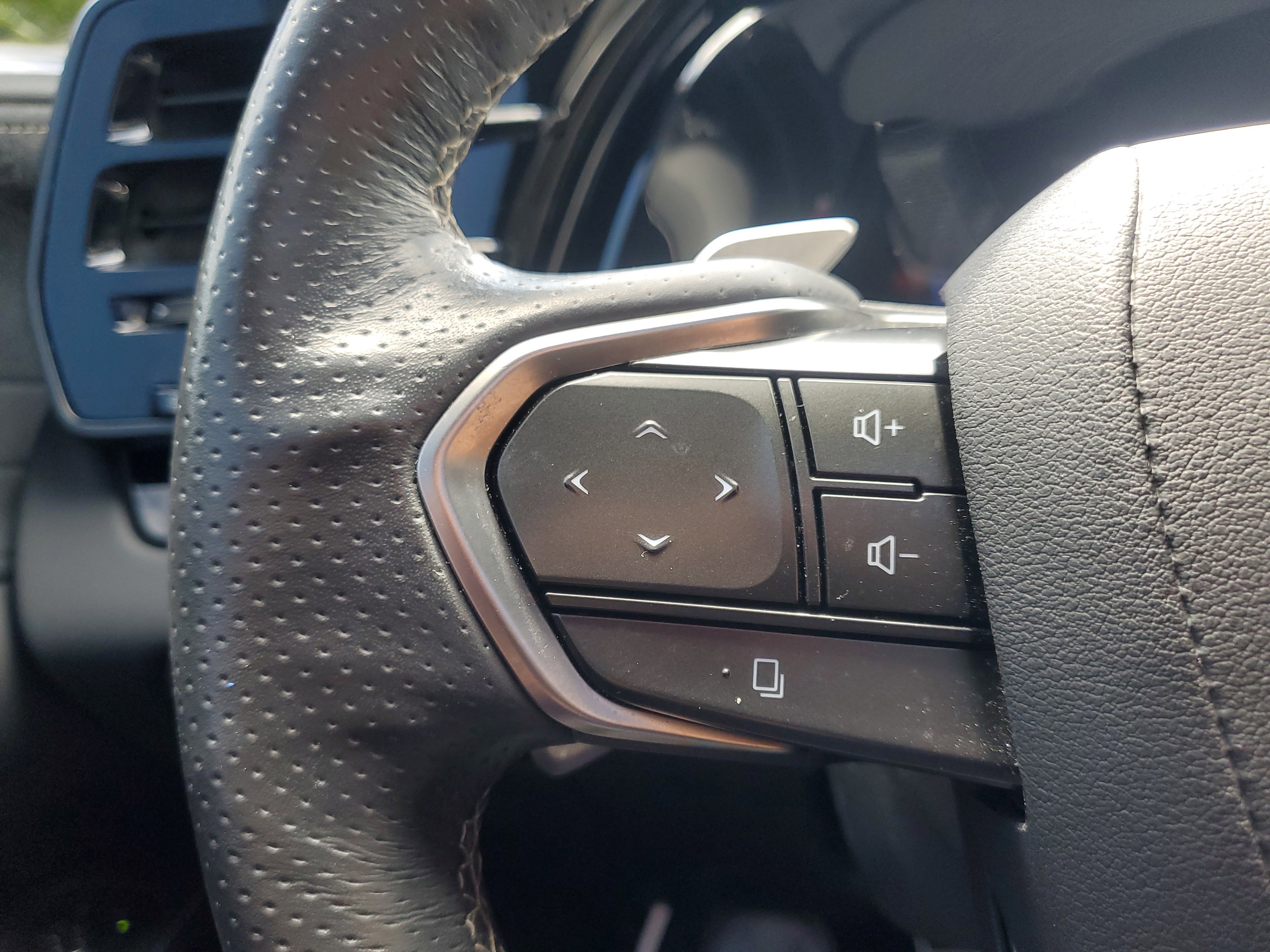 Used 2024 Lexus RX 500h F Sport w/ Cold Area Package image 22