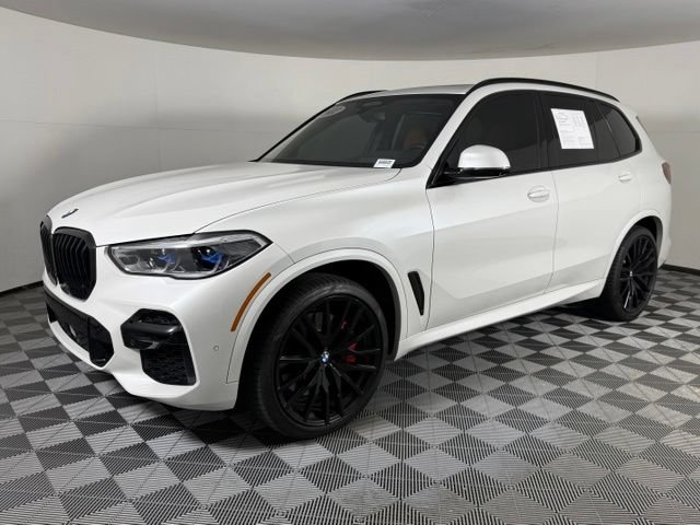 Used 2022 BMW X5 M50i w/ Executive Package AWD/4WD image 2