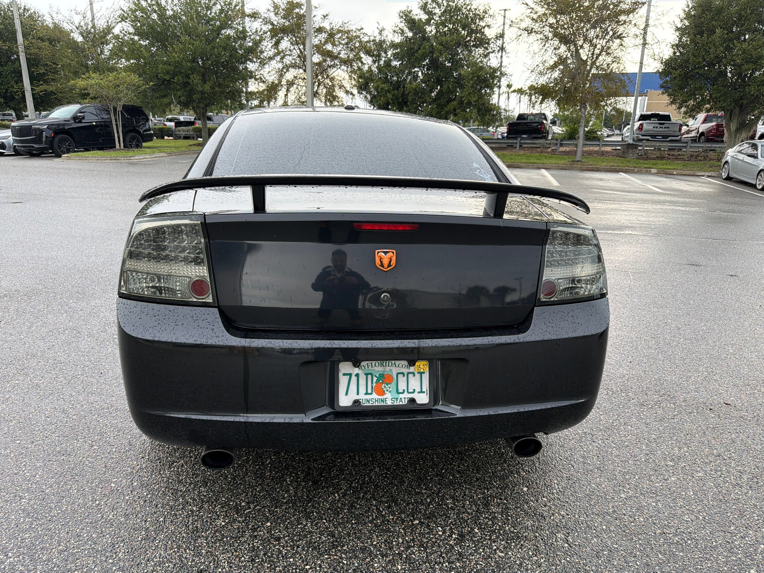 Used 2010 Dodge Charger RWD image 6