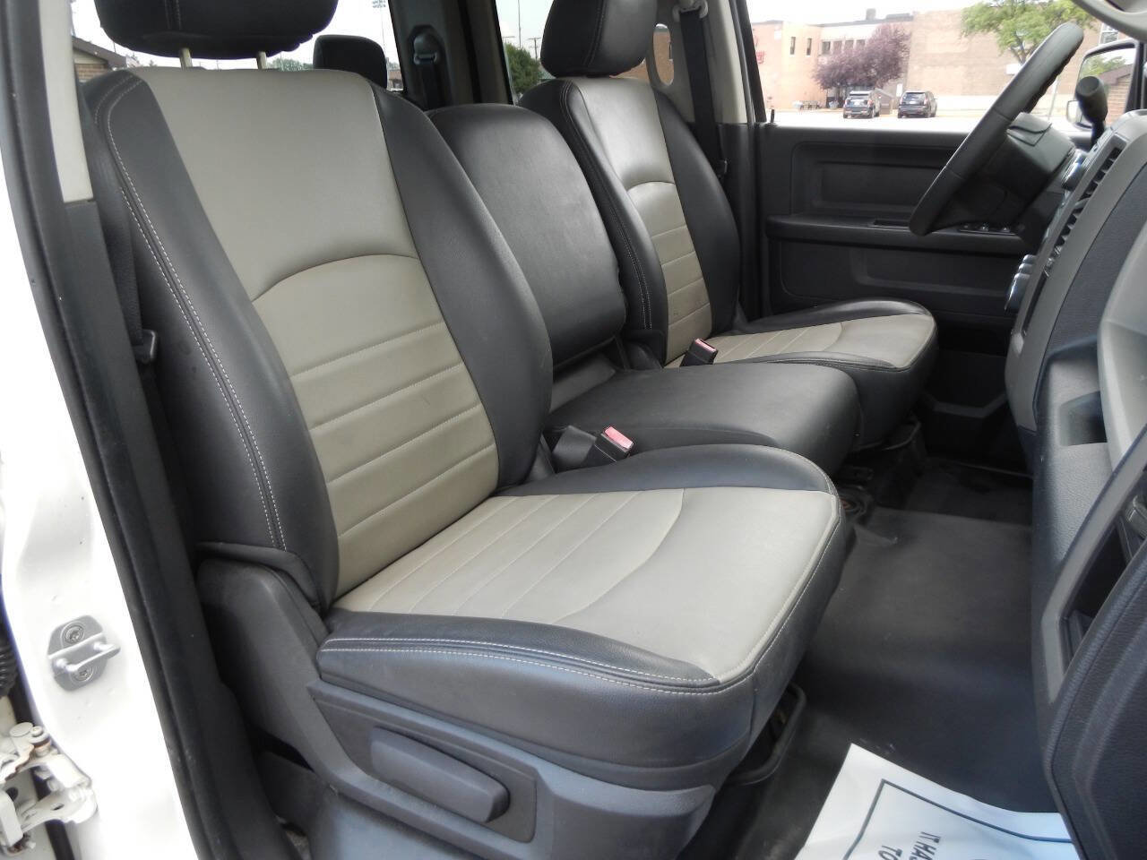 Used 2009 Dodge Ram 1500 Truck ST image 36