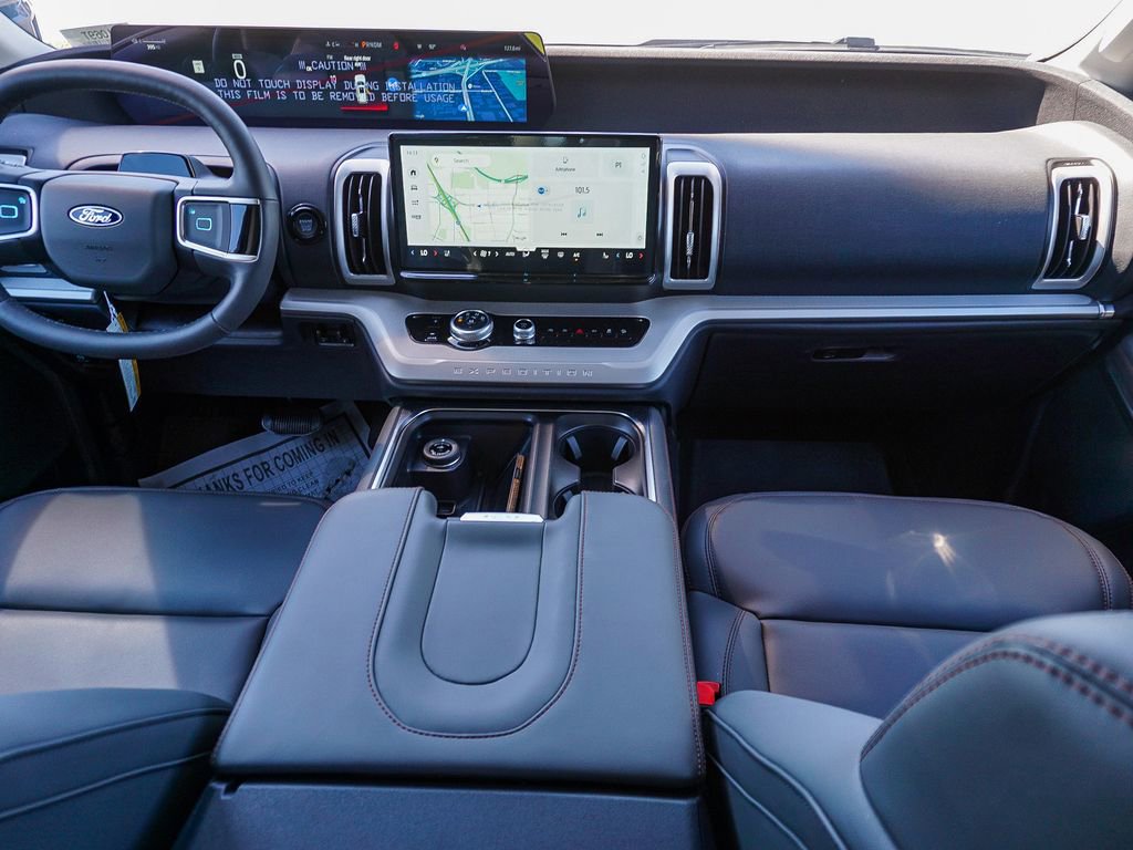 New 2025 Ford Expedition Active image 14