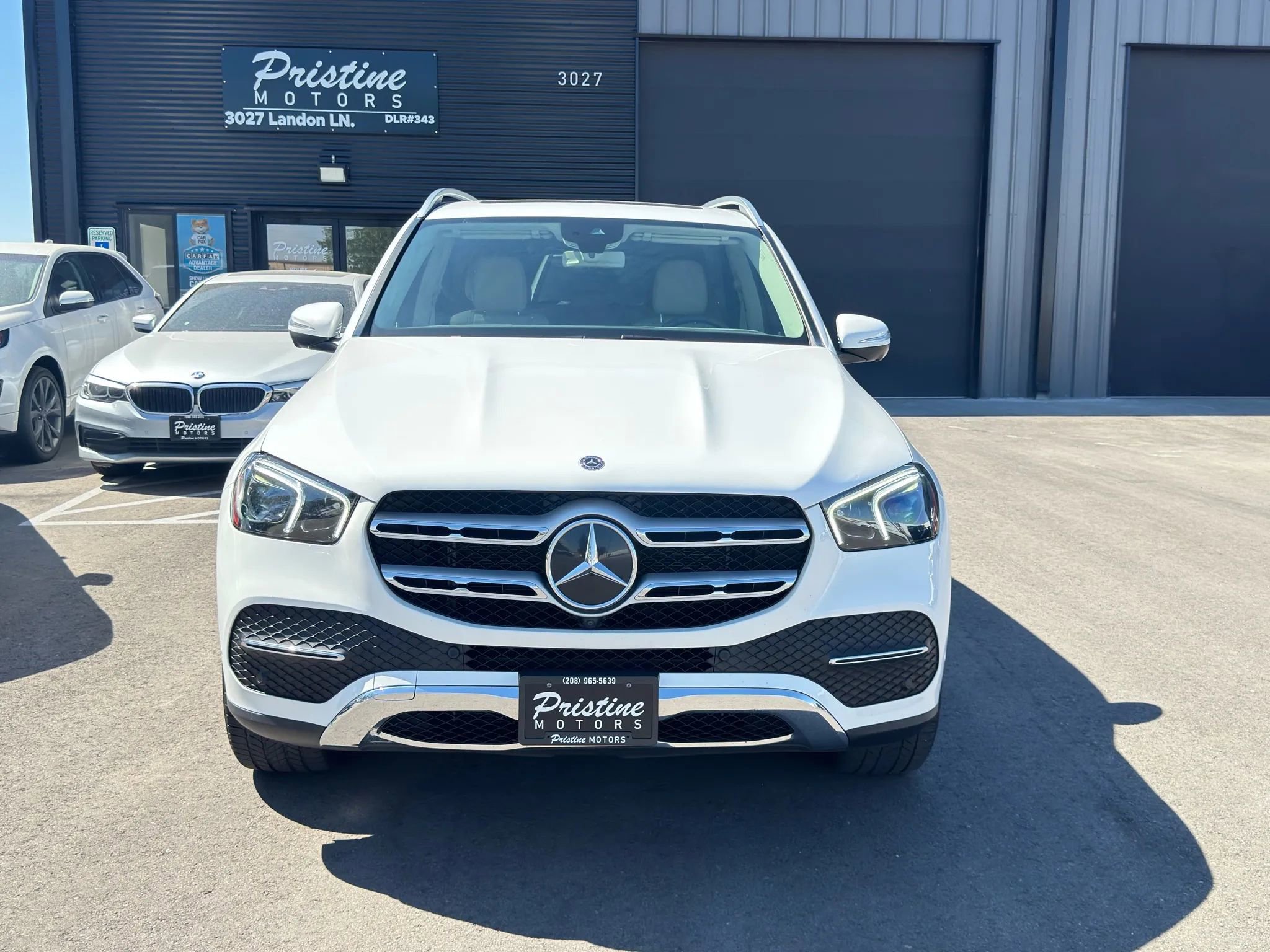 Used 2020 Mercedes-Benz GLE 350 4MATIC w/ Premium Package image 3