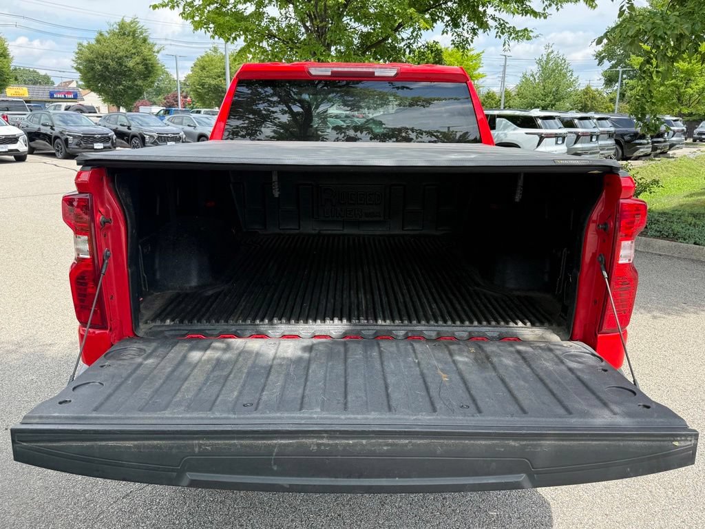 Used 2025 Chevrolet Silverado 1500 LT AWD/4WD image 10
