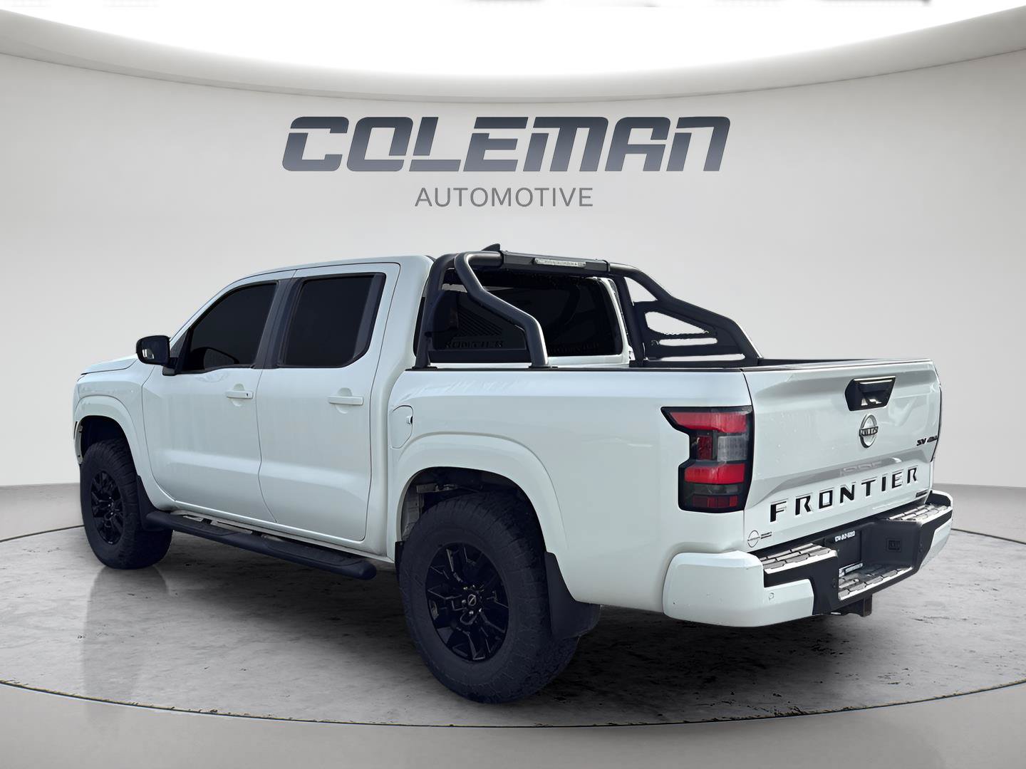 Used 2023 Nissan Frontier SV w/ Midnight Edition Package AWD/4WD image 8