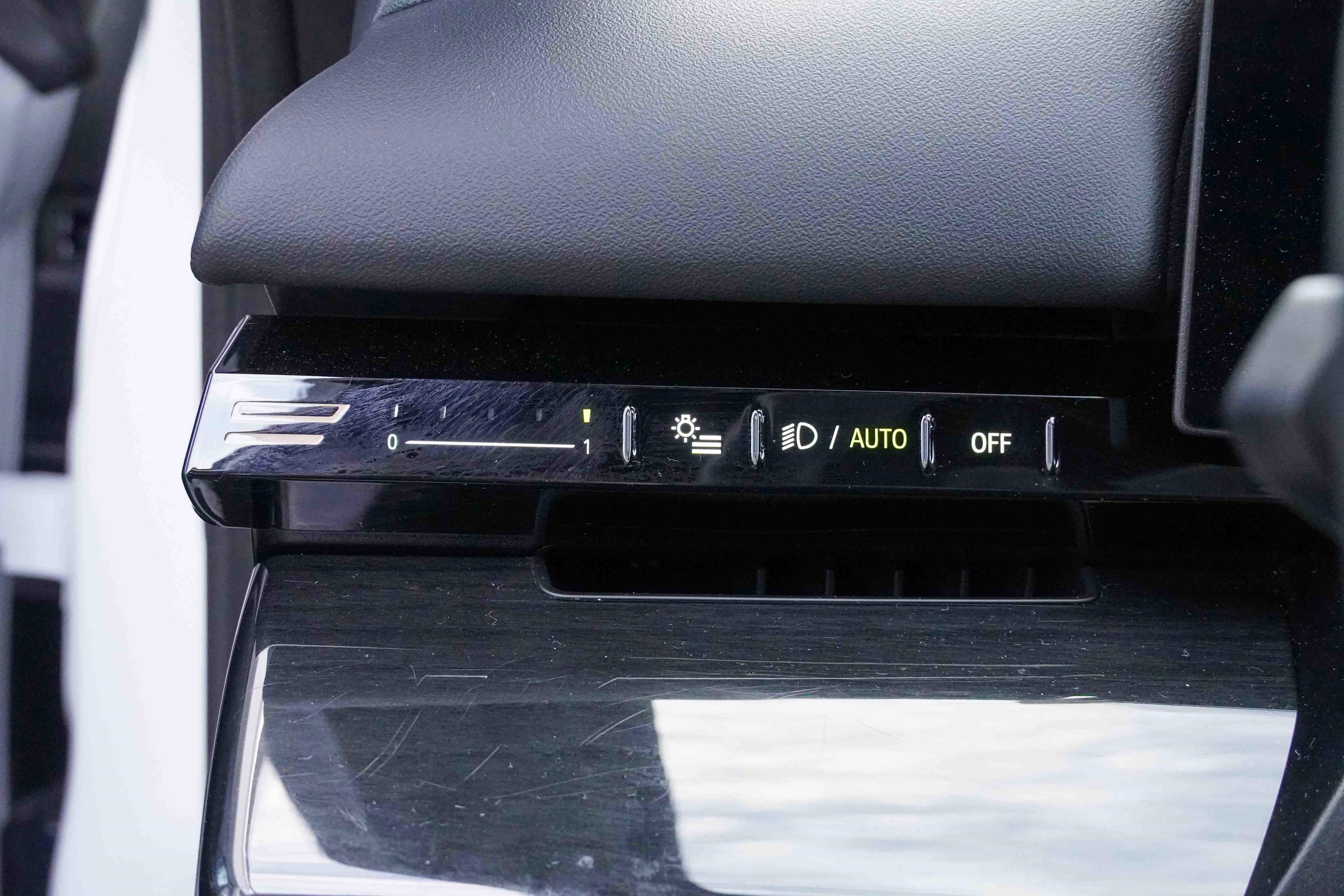 Certified 2025 BMW 530i xDrive image 17