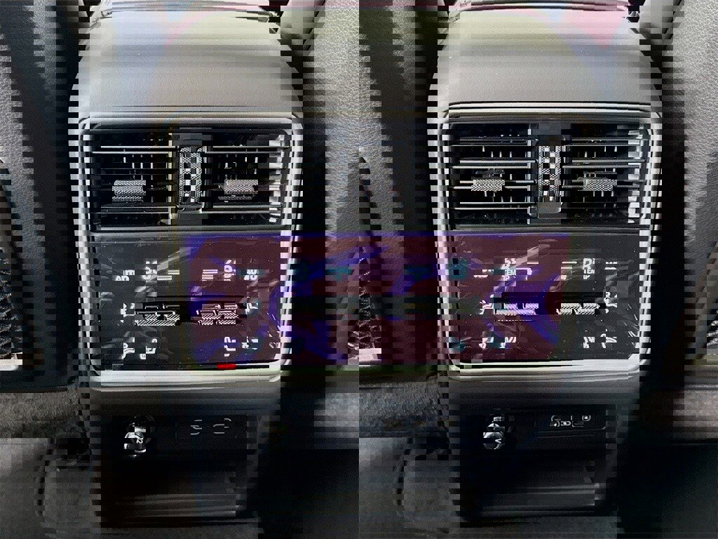 New 2026 Porsche Cayenne Coupe image 27