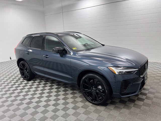 New 2026 Volvo XC60 T8 Ultra w/ Protection Package Premier AWD/4WD image 4