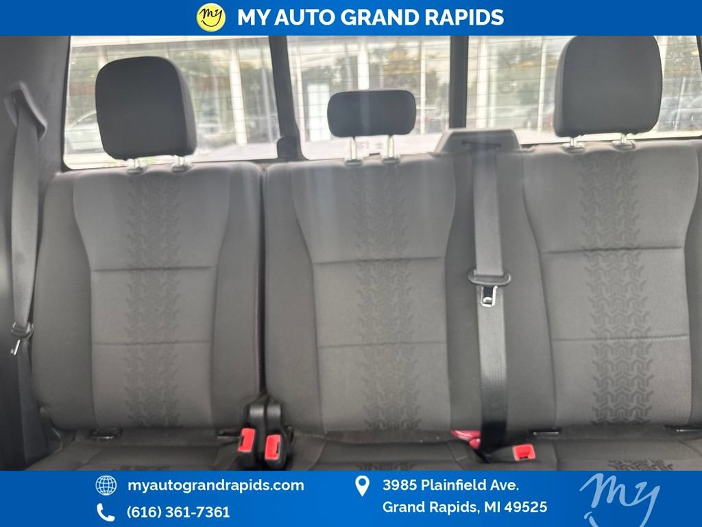 Used 2019 Ford F150 XLT w/ Equipment Group 302A Luxury AWD/4WD image 12