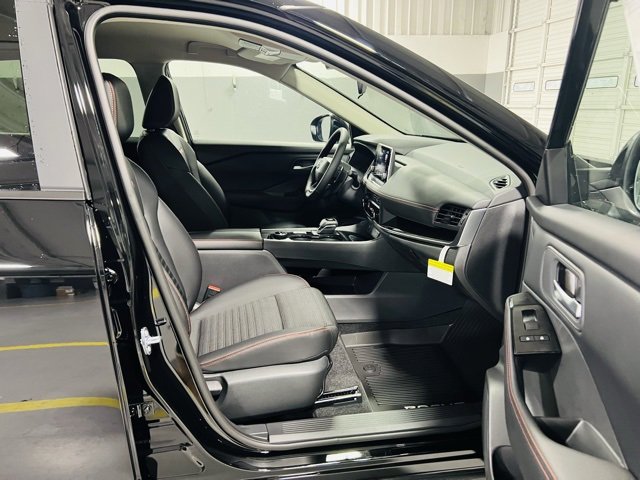 New 2026 Nissan Rogue SV image 29