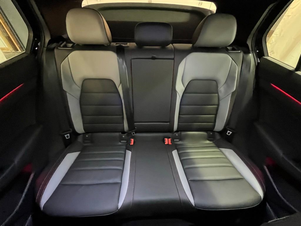 Certified 2024 Volkswagen GTI Autobahn image 27