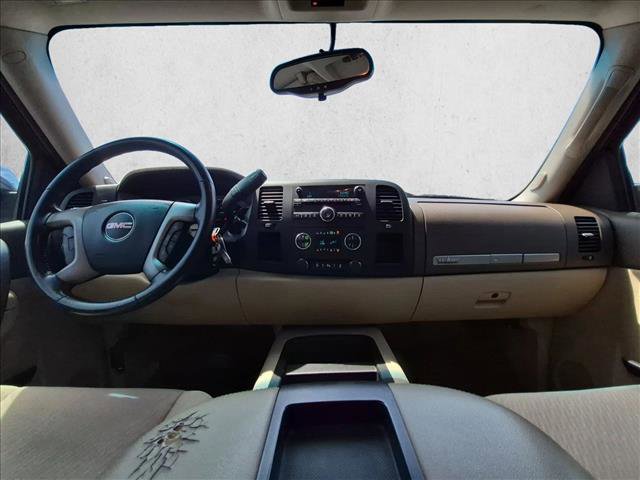Used 2013 GMC Sierra 1500 SLE RWD image 2