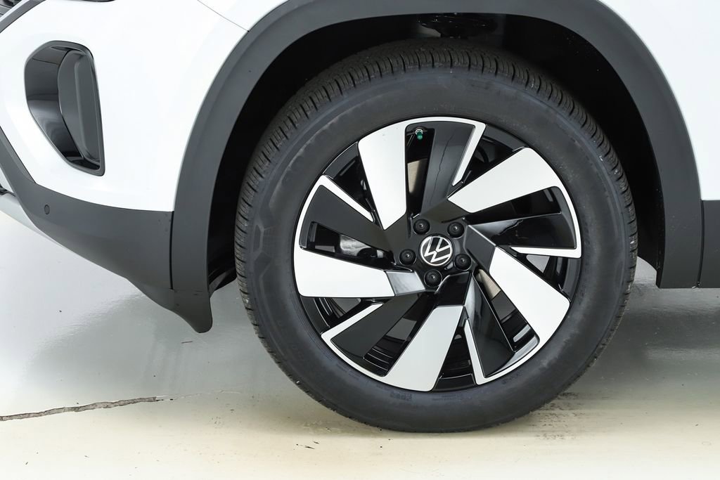 New 2026 Volkswagen Atlas Cross Sport SEL image 44