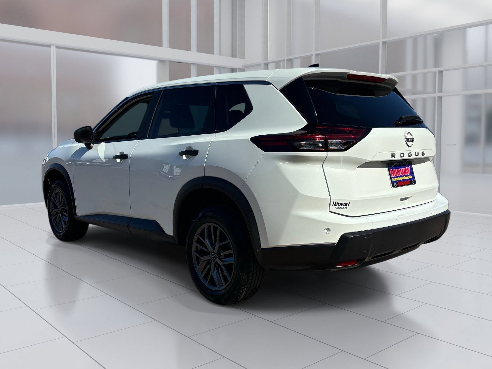 Certified 2024 Nissan Rogue S FWD image 4
