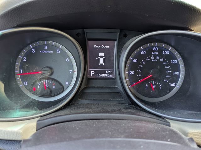 Used 2014 Hyundai Santa Fe Sport w/ Popular Equipment Package 02 image 28