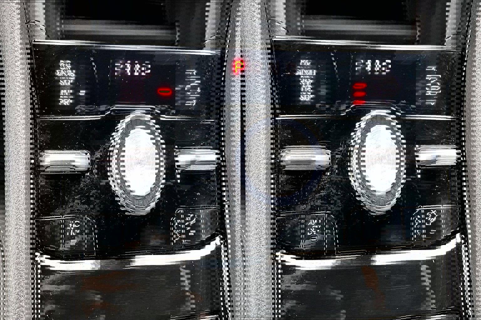 Used 2023 Jeep Grand Cherokee Overland image 28