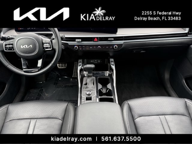 Certified 2024 Kia Sorento SX FWD image 13
