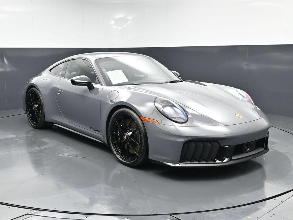 Certified 2026 Porsche 911 Carrera 4 GTS AWD/4WD image 10