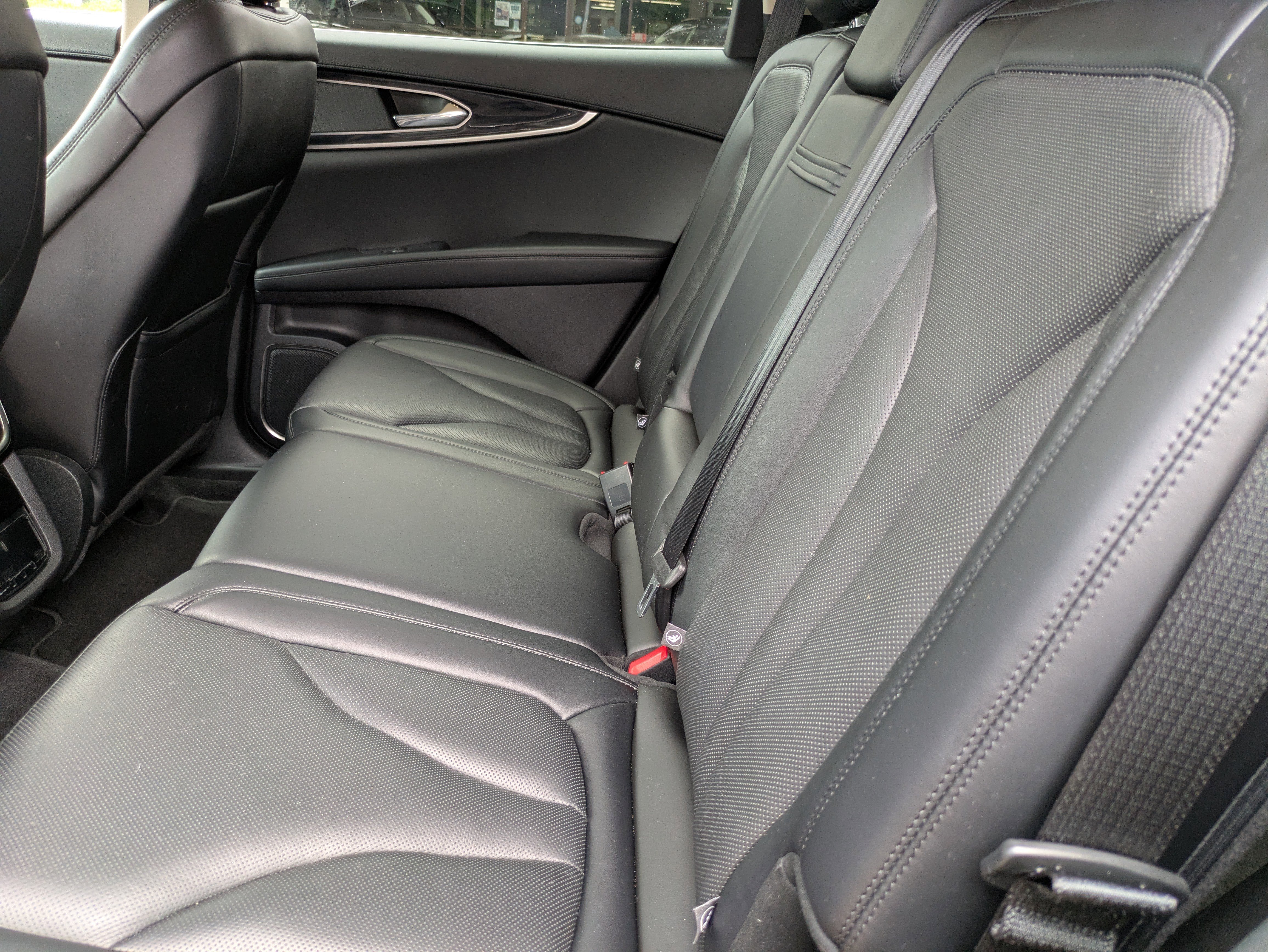 Used 2022 Lincoln Nautilus Reserve w/ Cargo Utility Package image 13