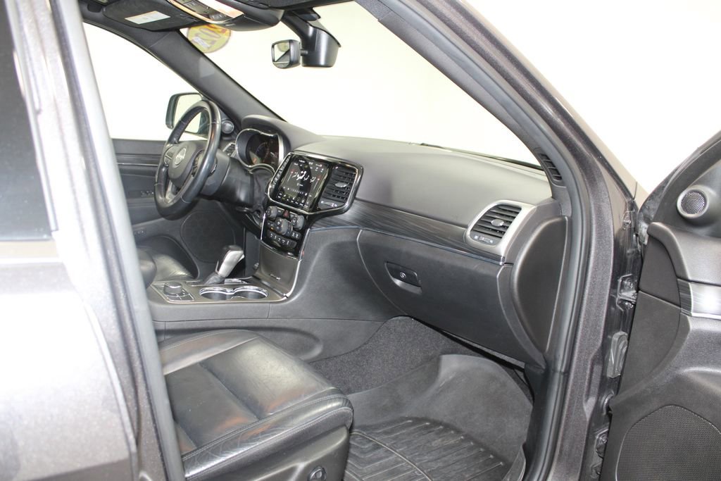 Used 2021 Jeep Grand Cherokee Limited w/ Trailer Tow Group IV image 31