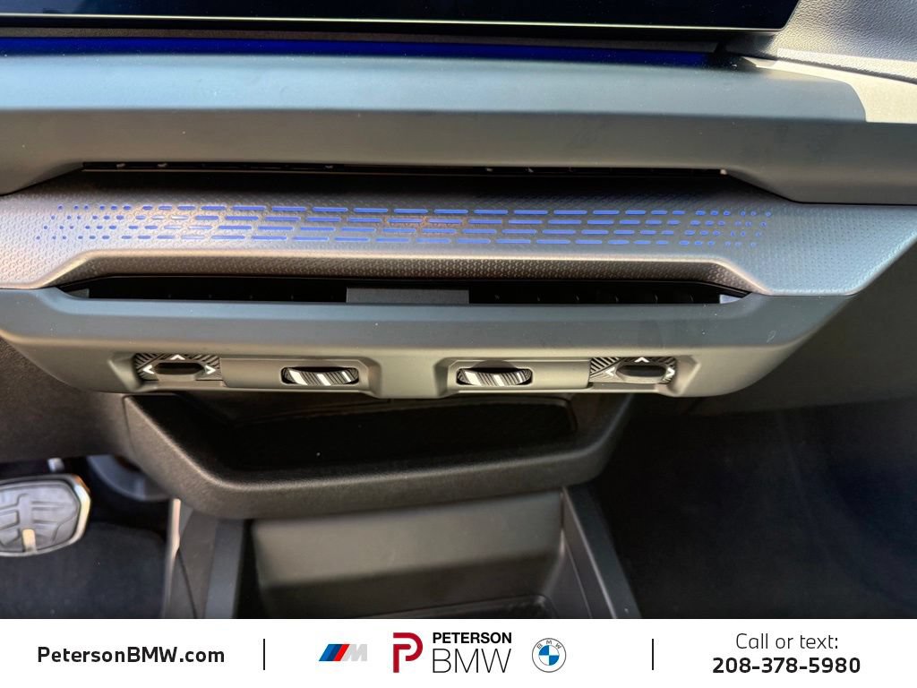Used 2025 BMW M235i xDrive AWD/4WD image 26
