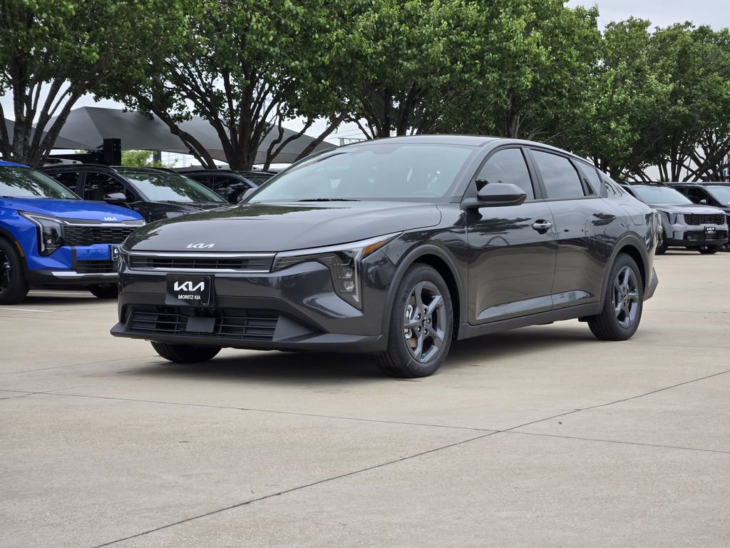 New 2026 Kia K4 FWD image 2