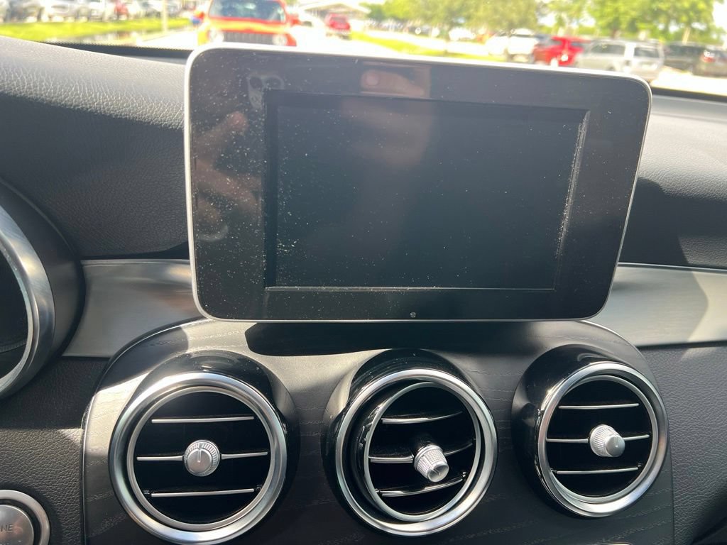 Used 2019 Mercedes-Benz GLC 300 image 39