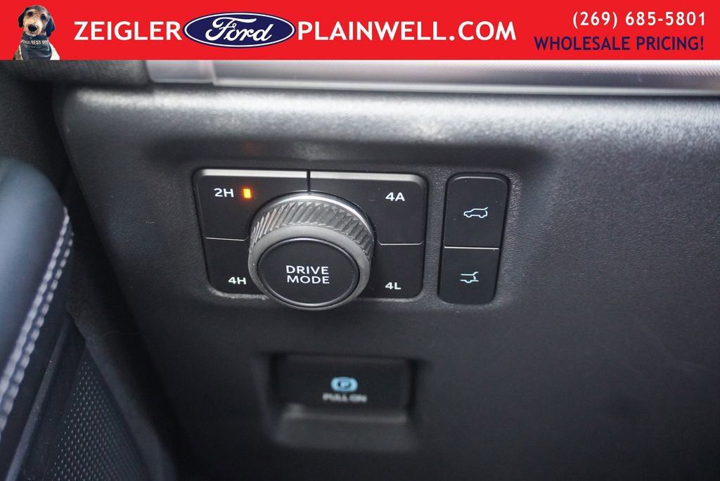 Used 2025 Ford Expedition Max Platinum image 35