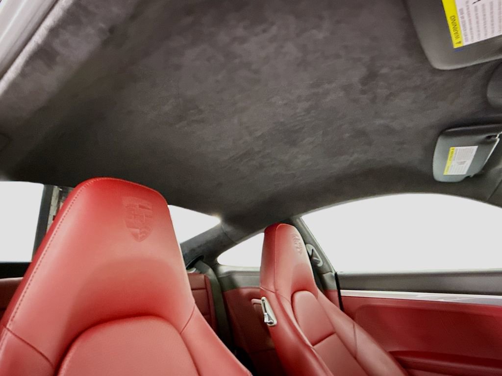 Used 2018 Porsche 911 Turbo image 18