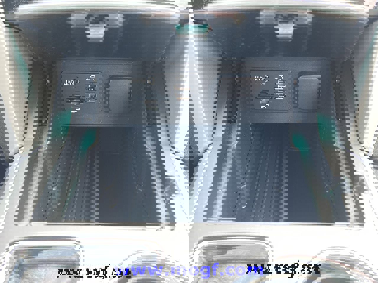 Used 2015 Ford Explorer Limited w/ Equipment Group 301A FWD image 10