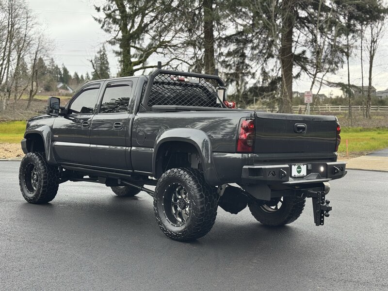 Used 2005 Chevrolet Silverado 2500 LT w/ Heavy-Duty Power Package AWD/4WD image 3