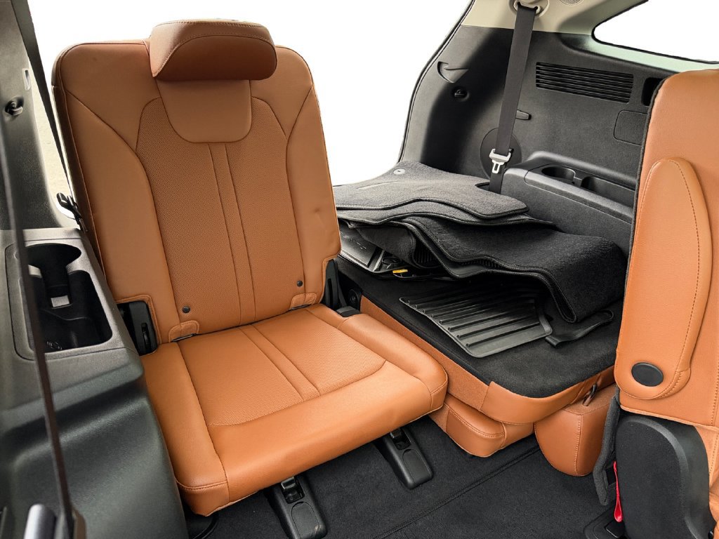 Certified 2023 Kia Sorento SX Prestige AWD/4WD image 10