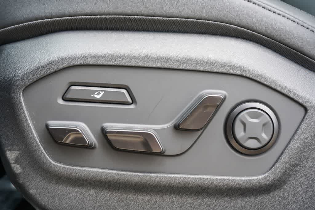 New 2025 Hyundai Santa Fe Calligraphy AWD/4WD image 22