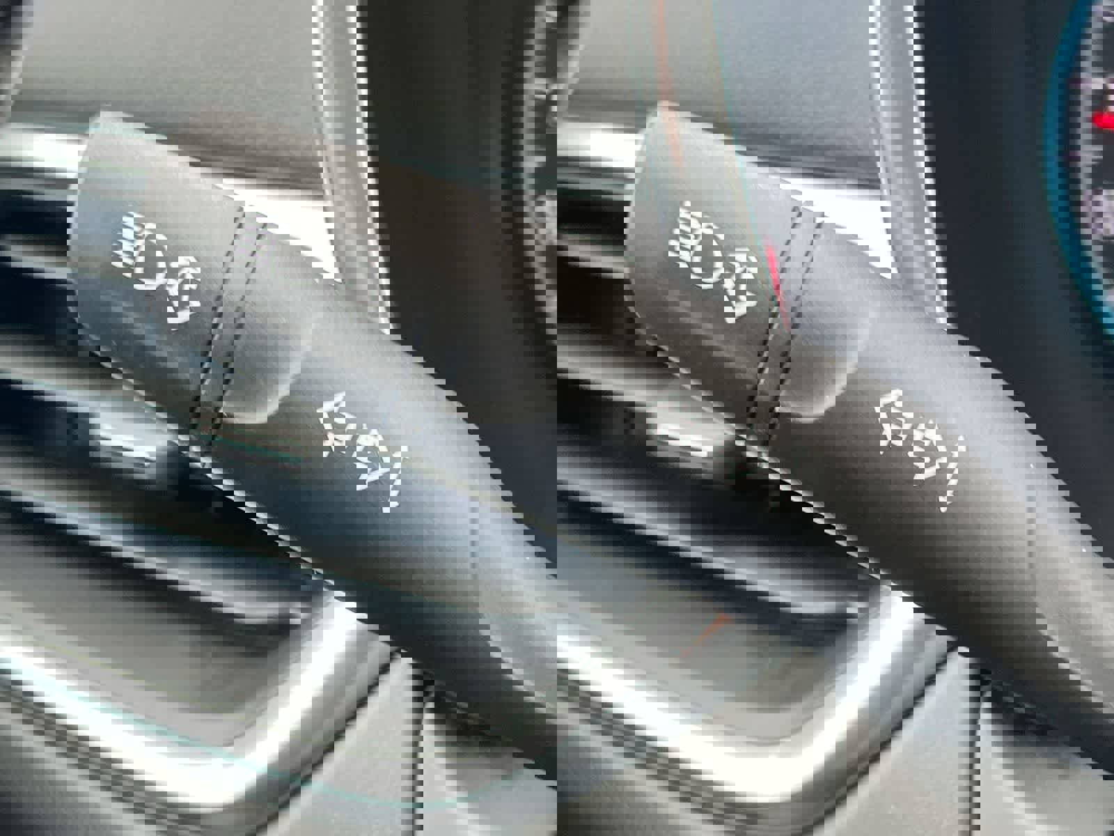 Used 2018 Chevrolet Equinox LT image 26