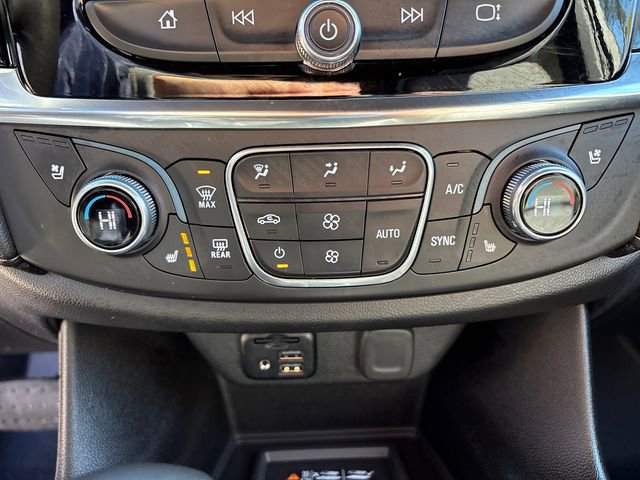 Used 2023 Chevrolet Traverse Premier w/ Redline Edition AWD/4WD image 26